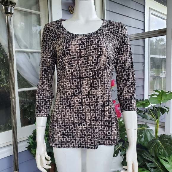 Liz Claiborne Poly Spandex Circle Print Top Size Small - Picture 1 of 6